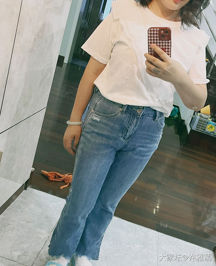 今天生日买的衣服哪套好看？_穿搭