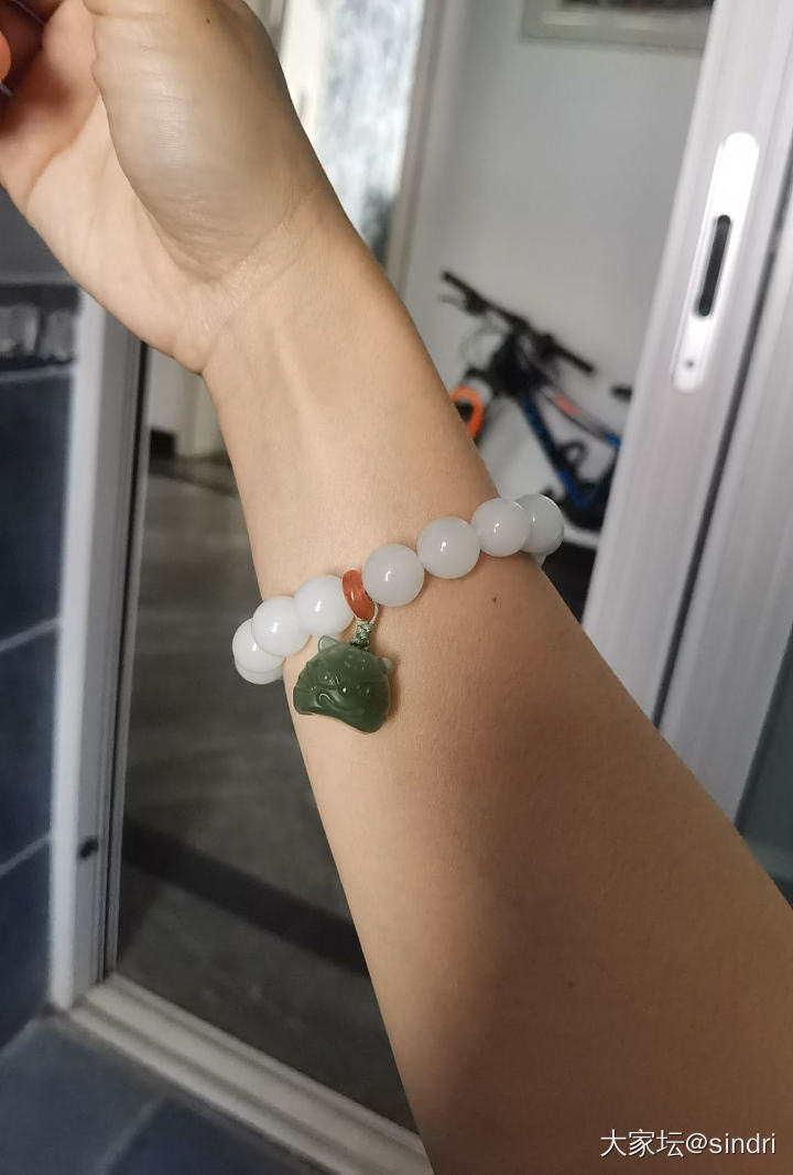 一起来秀今天的右手吧！_琥珀蜜蜡银