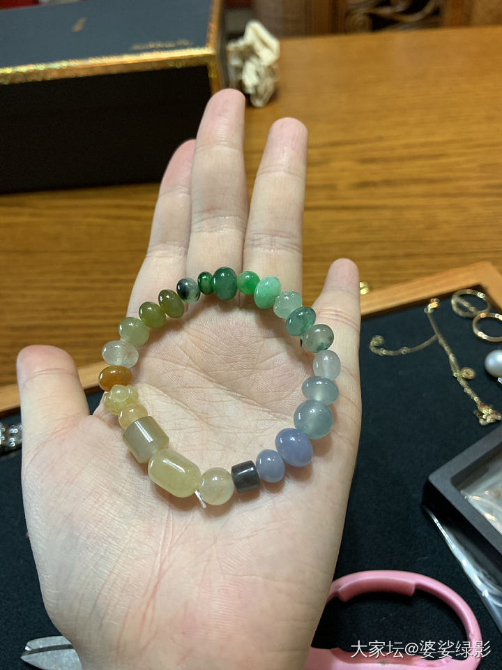 每一颗都很喜欢～还有一些多出来了就没串_珠串翡翠
