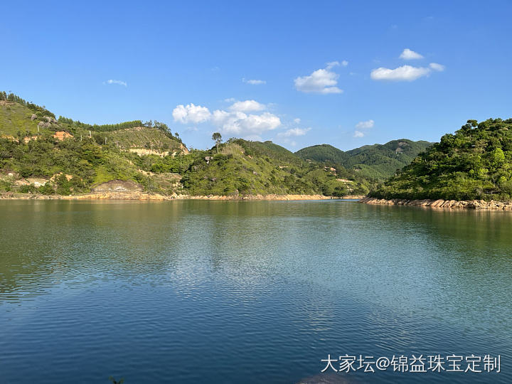 这天气，拖完地汗流浃背🥲预防空调病，拖地是不错的选择。
广东的雨停了，这两天要安...