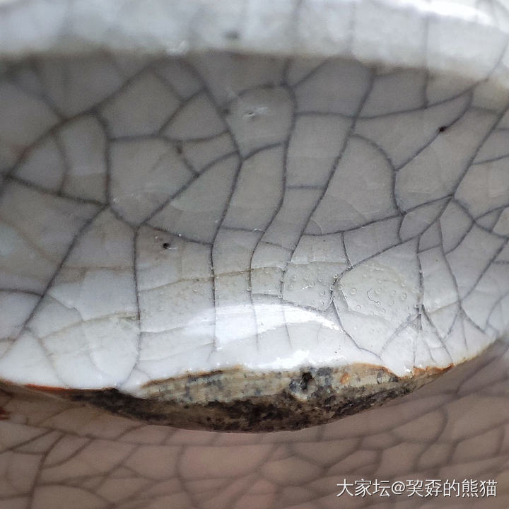 清晚期漳州窑竹节旋纹三足哥釉小香炉_陶瓷