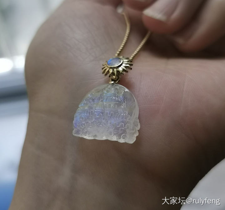 老阿姨的少女心—幻彩月光城堡😄_月光石首饰
