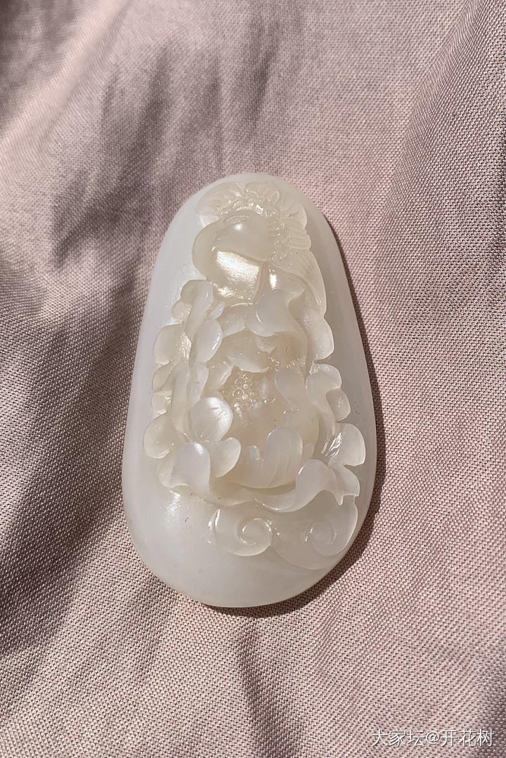 藕粉牡丹花_和田玉