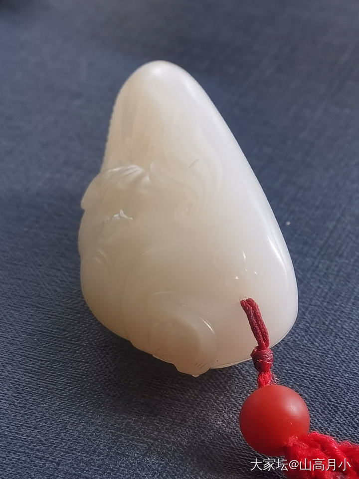喜欢这样的粉白美玉吗？_和田玉