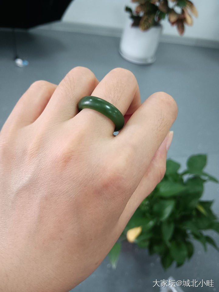 乍见普通，越戴越喜欢_戒指碧玉和田玉