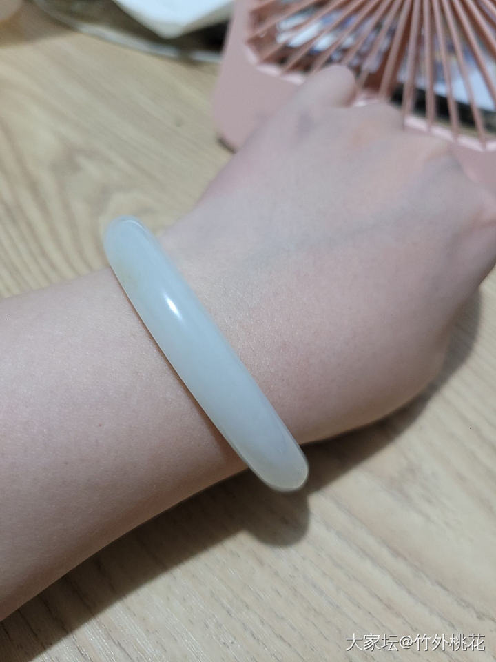 遛遛我的小白小青，水点积分_手镯和田玉