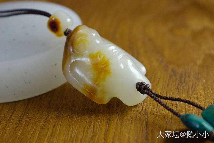 烧鸡和它的案板_玉石和田玉