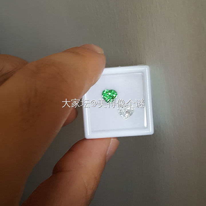 有多少人喜欢心心的形状_彩色宝石蓝宝石