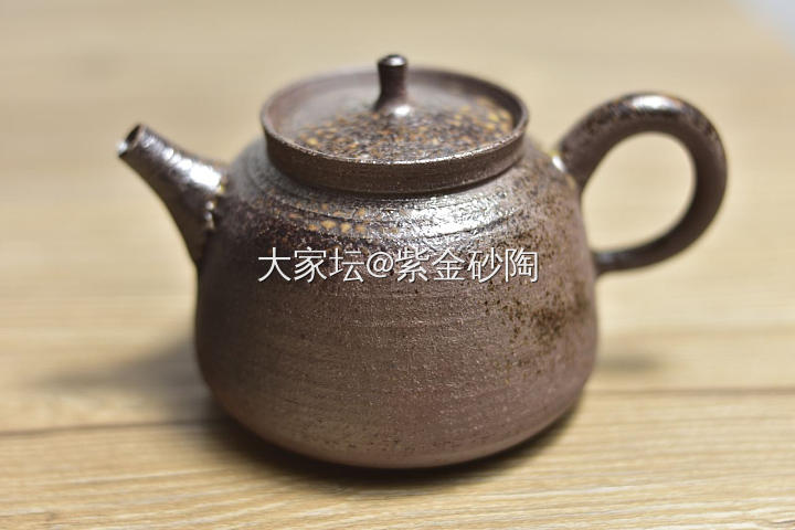 分享几款古朴雅致的紫金砂陶茶器_茶道