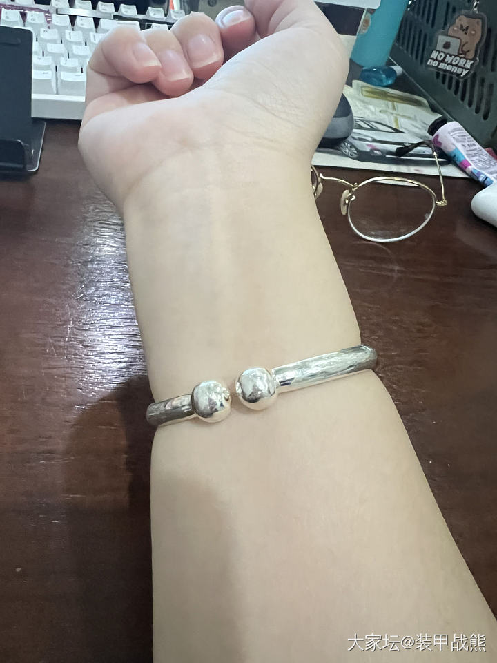 让我看看你们今天戴了啥_手镯银