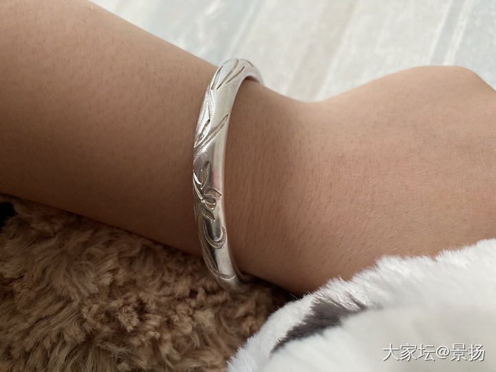 让我看看你们今天戴了啥_手镯银