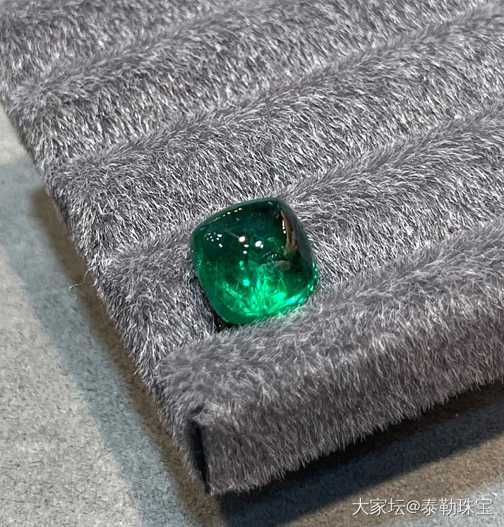 #泰勒彩宝#玻璃体全净糖塔 4.34ct 难得一见的精品哦_祖母绿