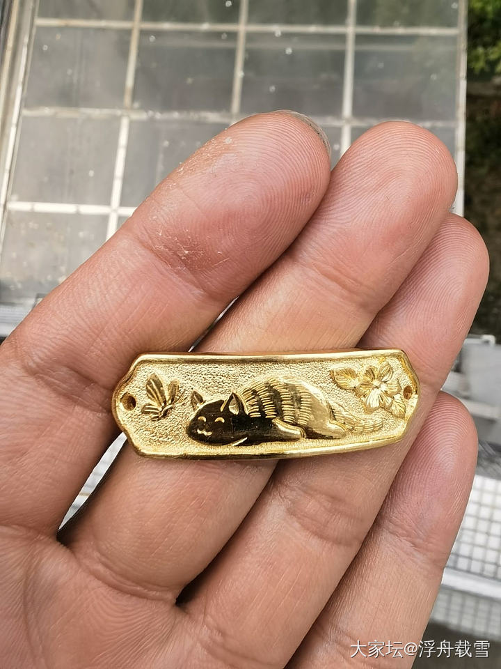 新到的手牌～大家觉得趴趴猫好看吗_匠人打金金