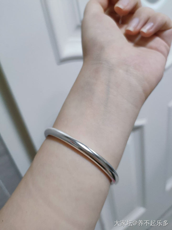 小金匠的香瓜真的好香~_匠人手镯银