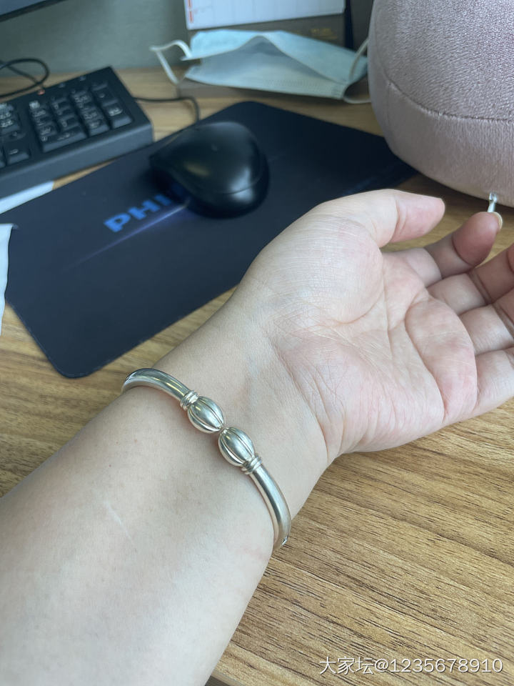 小金匠的香瓜真的好香~_匠人手镯银