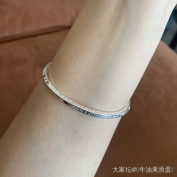 姐妹们今天带了什么？_银