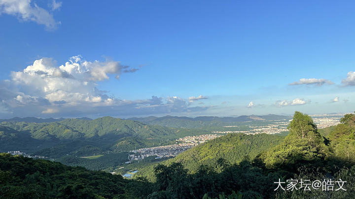 山里走走