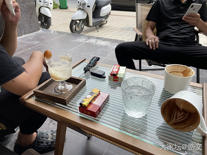 来啊   喝咖啡☕