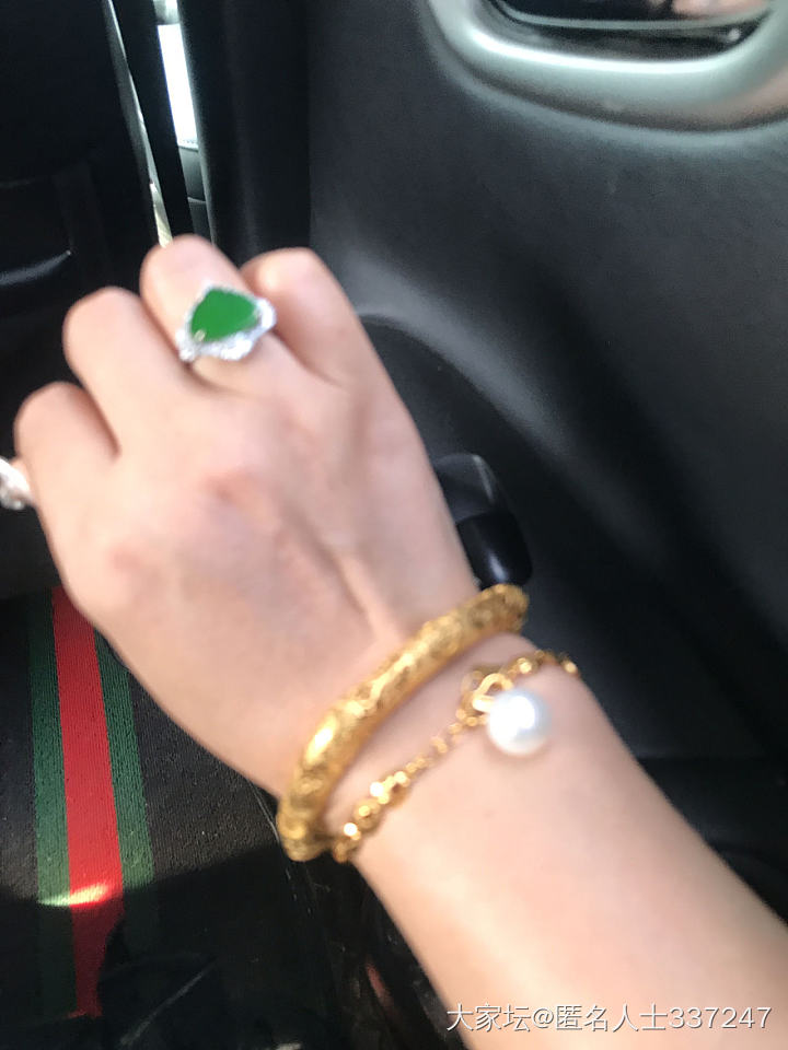 13的澳白配上金是否温柔点了？_珍珠搭配翡翠