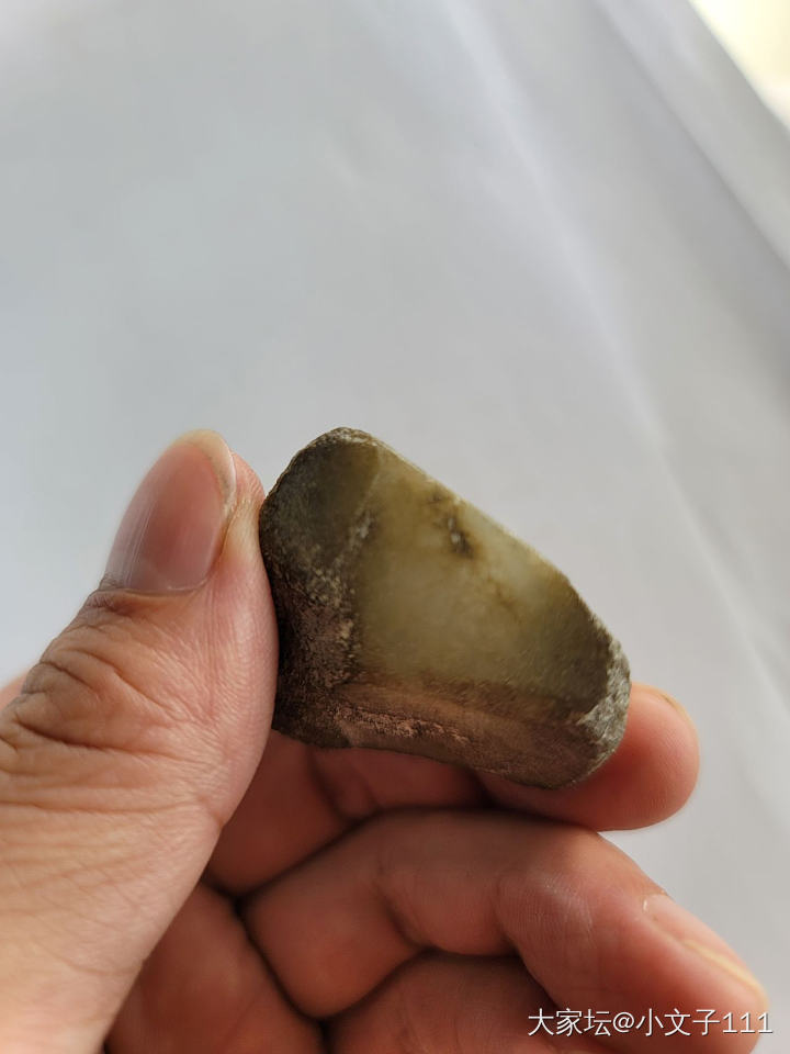 磨了块小莫湾基，大家看看_赌石原石