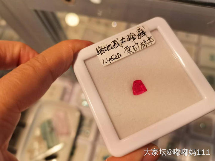 绝地武士尖晶石、亮红色尖晶石、鸽血红尖晶石的对比_尖晶石