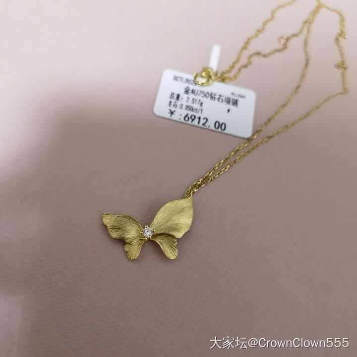 哇唔！我找到了大福家的k金钻石蝴蝶的展厅_K金