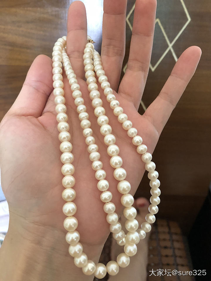 最近沉迷给各种珠子换扣头，整理发现这两条珠子挺好看！_珍珠