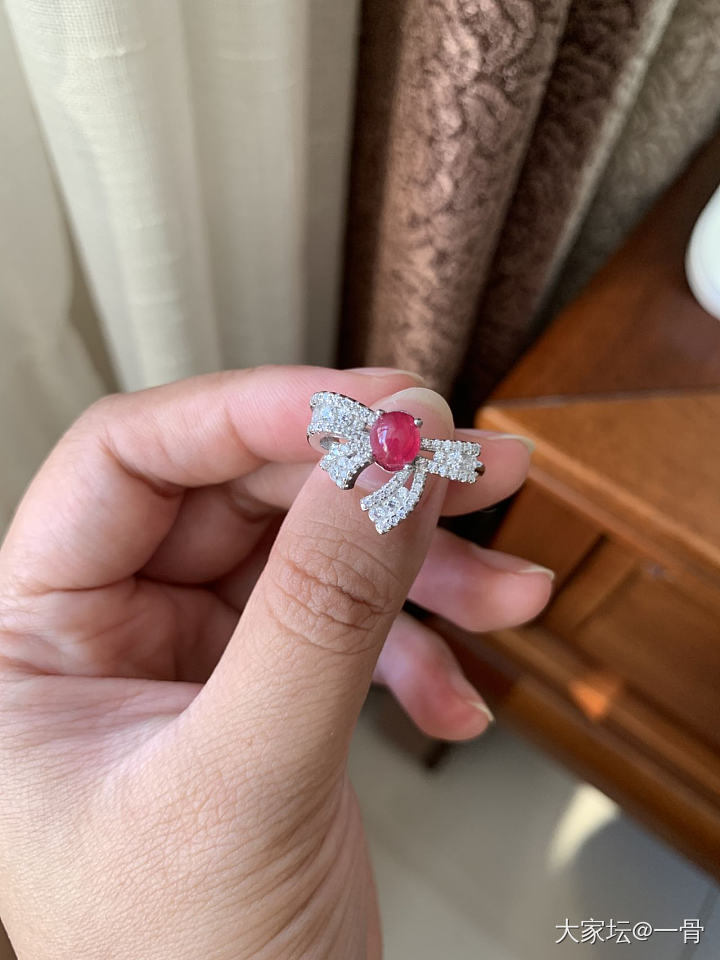 翻出一颗小糖豆，给它一个家_戒指彩色宝石