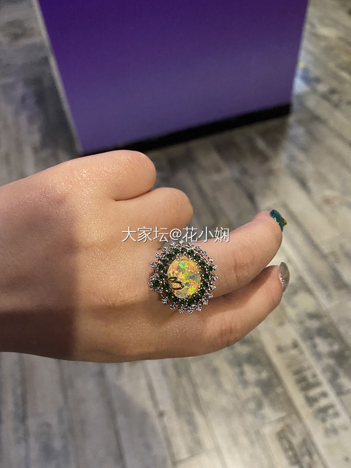 真呀么真好看_戒指彩色宝石