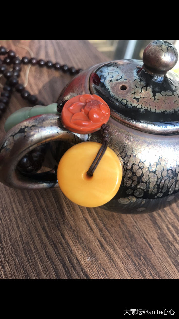 盘的最认真的一条木头串串_和田玉琥珀蜜蜡