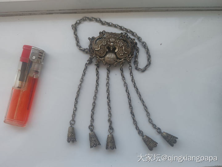 家里的一些老银物件，请大家帮忙看看是什么，估个价，谢谢_老银银