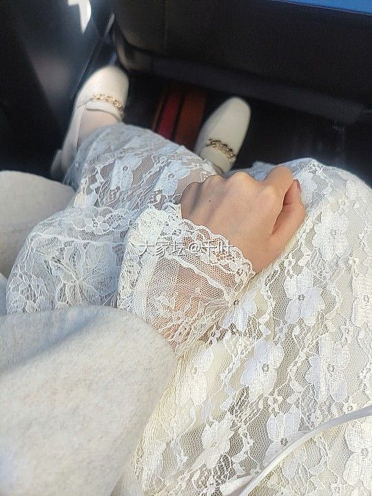 每年十一过完，都是一下从夏天到冬天，最头大的是换季收拾衣服_穿搭