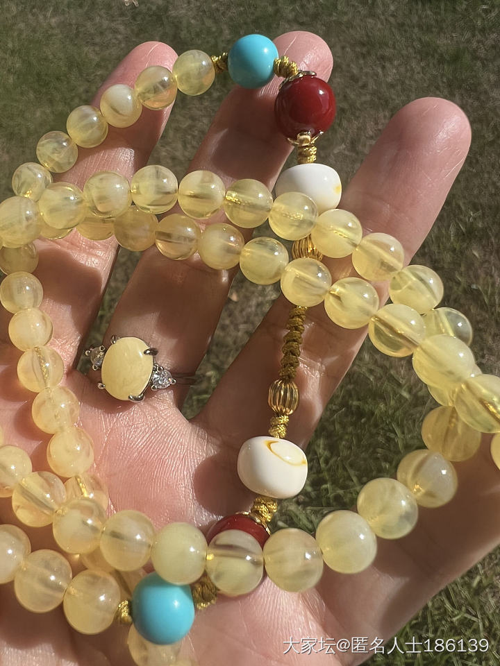 请问这是真的蜜蜡吗？_琥珀蜜蜡