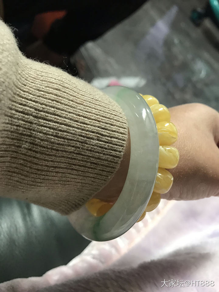 不能只爱翡翠啊_琥珀蜜蜡翡翠