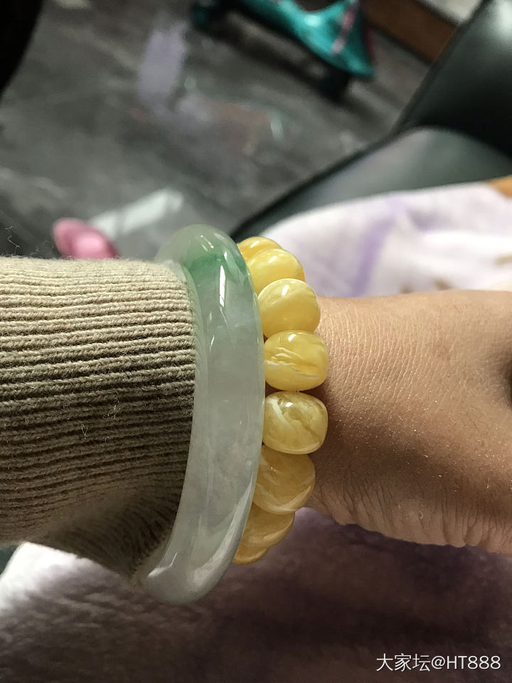 不能只爱翡翠啊_琥珀蜜蜡翡翠