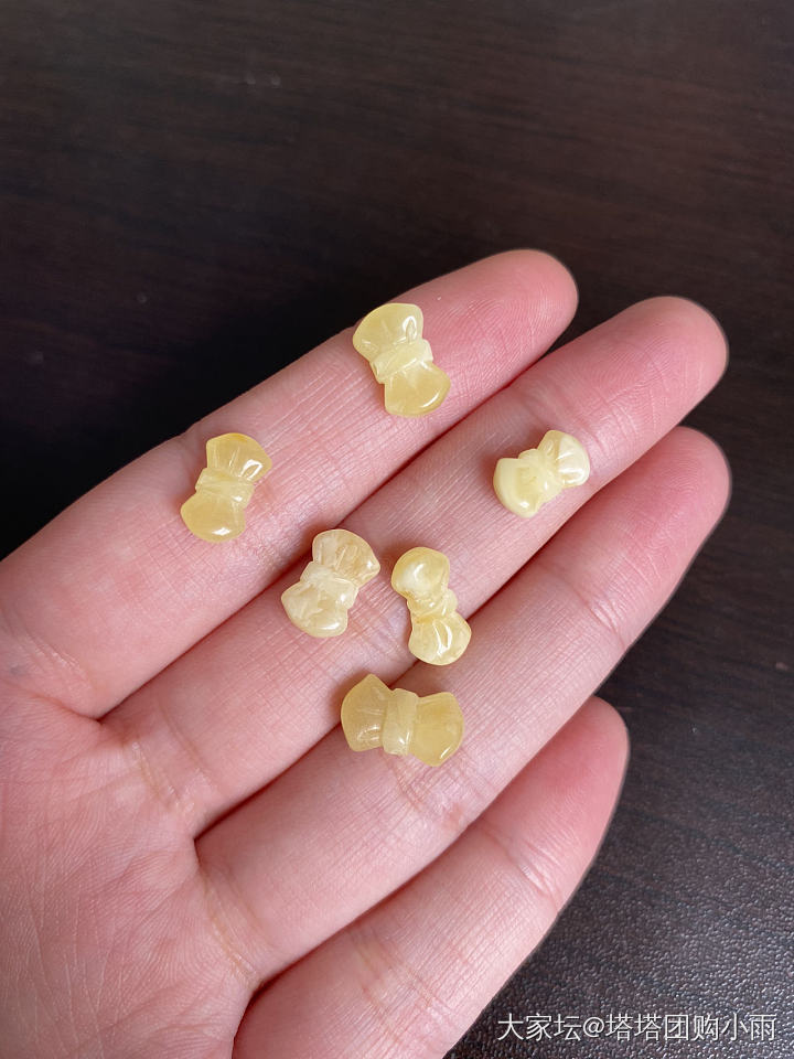 蜜蜡桂花💰9.5，蝴蝶结8.8一个_琥珀蜜蜡