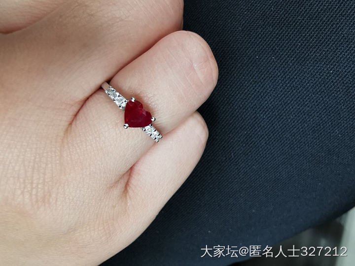 彩宝，诚不欺我_戒指红宝石