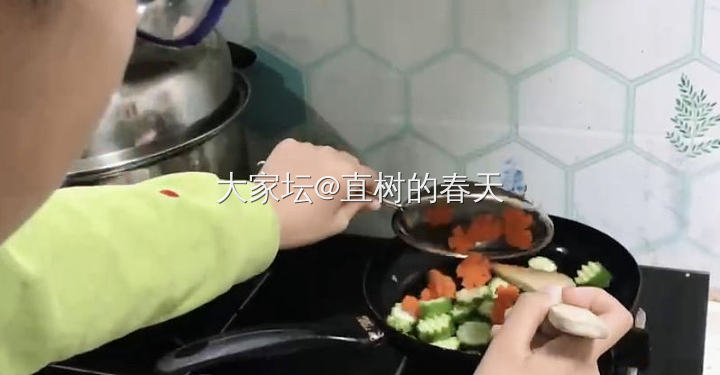 累🥱_育教亲子闲聊