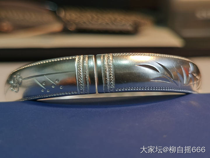 给泡珠梅竹拍个写真…_手镯银