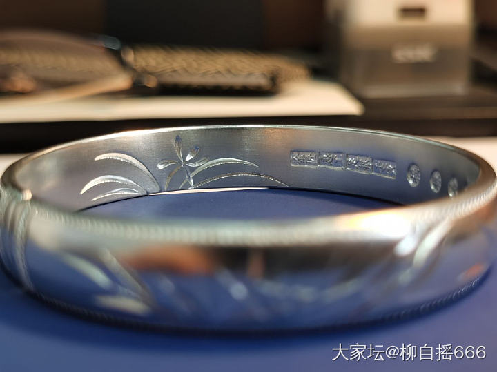 给泡珠梅竹拍个写真…_手镯银
