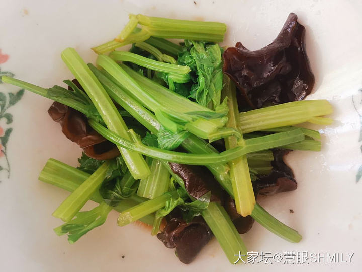 姐妹萌来说一说哪种蔬菜打农药少，稍微健康点_食材