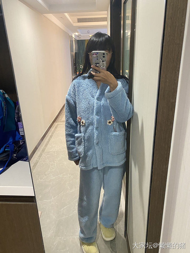 姐妹们有没有冬天的厚睡衣推荐～_穿搭