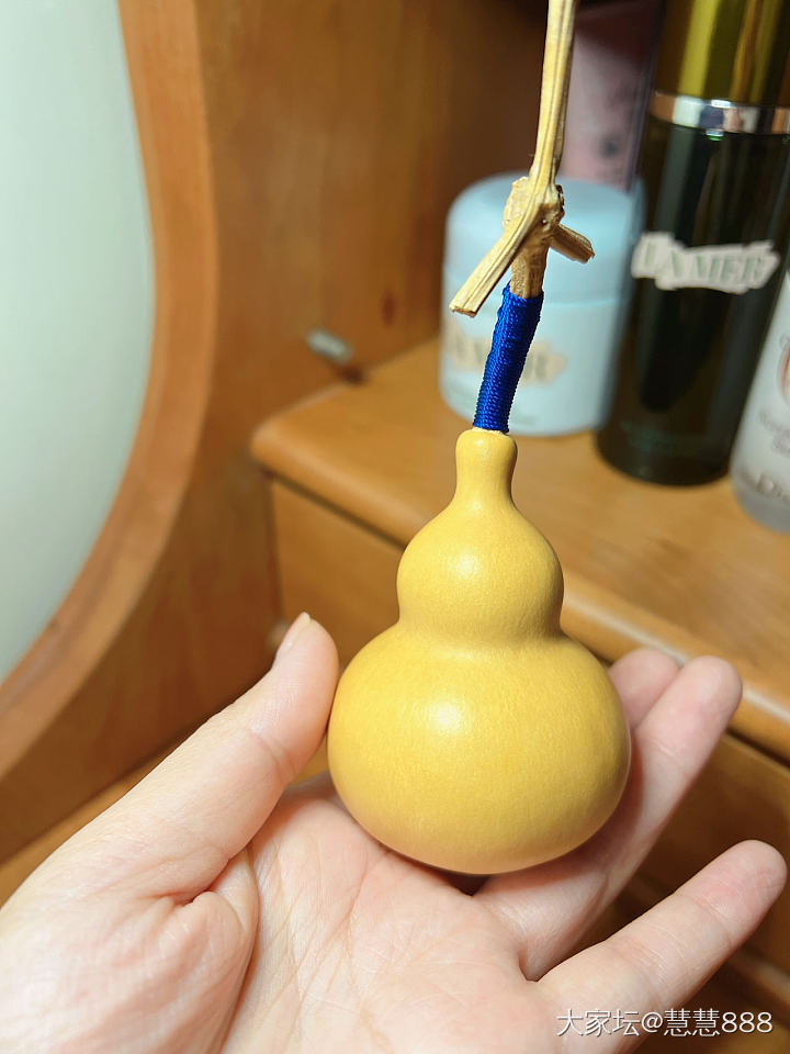 家里某个属于自己的治愈小角落……_葫芦编绳翡翠金