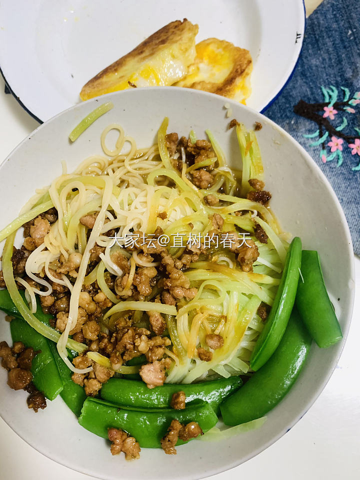 煎馒头片+面条🍝_美食闲聊