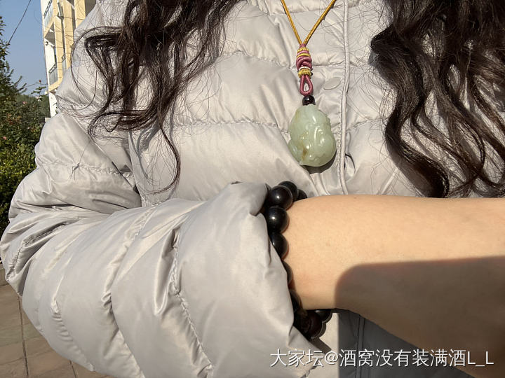 被这低头的一抹油治愈_和田玉