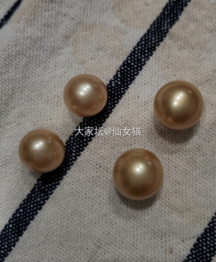 第一次买金珠，买了两对价格差10倍的裸珠_海水珍珠有机宝石