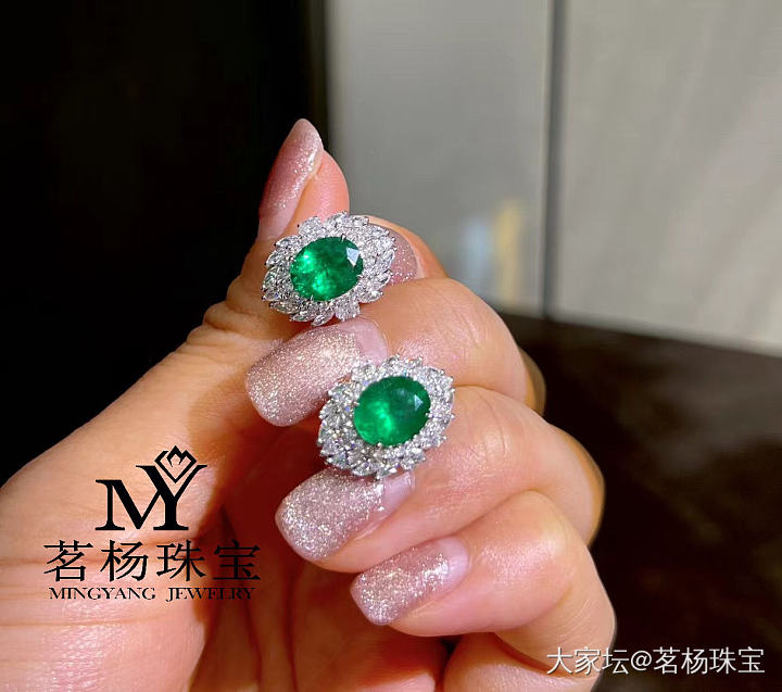 简约百搭祖母绿耳饰～_祖母绿