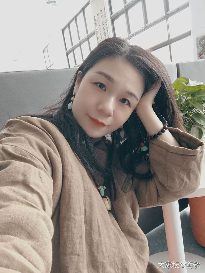不放假的周末依然要坚守_首饰