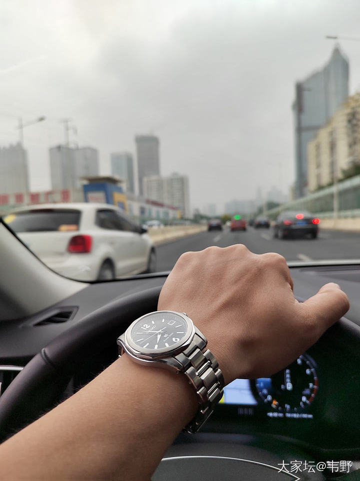 冠蓝狮，非主流，但细节精益求精。_手表