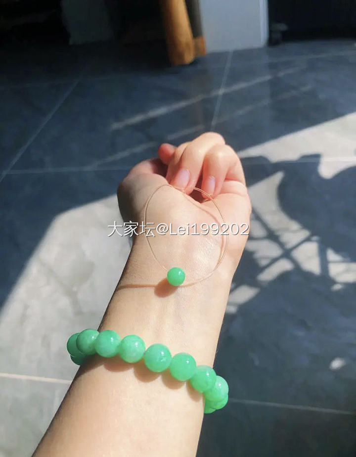 今日左手_珠串翡翠